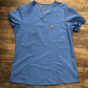 Figs Celi blue scrub top